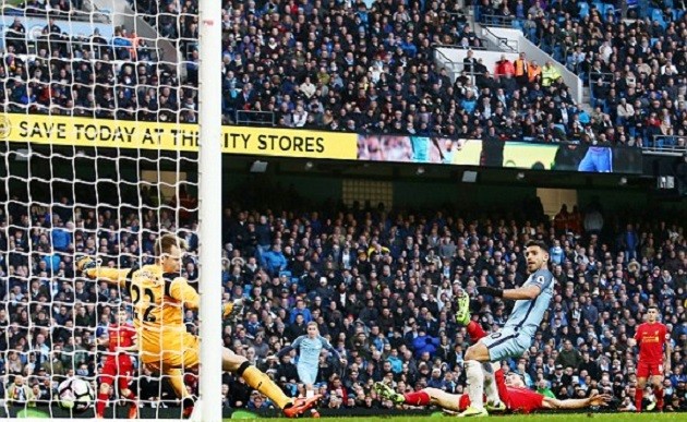 Hòa kịch tính Man City, Liverpool bị Man Utd phả hơi nóng vào gáy - Bóng Đá