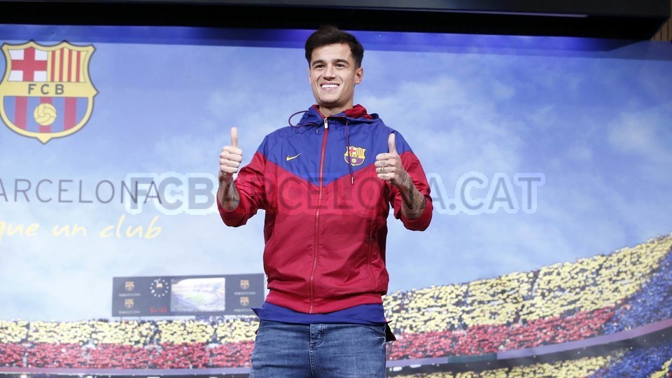 Coutinho họp báo ra mắt Barca - Bóng Đá