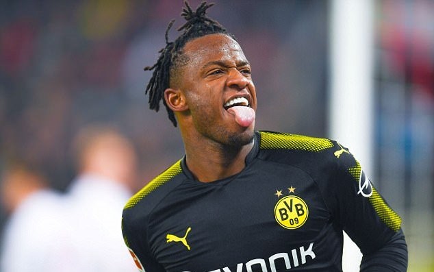 Michy Batshuayi lập cú đúp và kiến tạo ngay trận ra mắt Dortmund - Bóng Đá