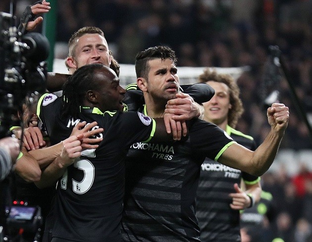 Đả bại West Ham, Chelsea chạm một tay vào ngôi vương - Bóng Đá
