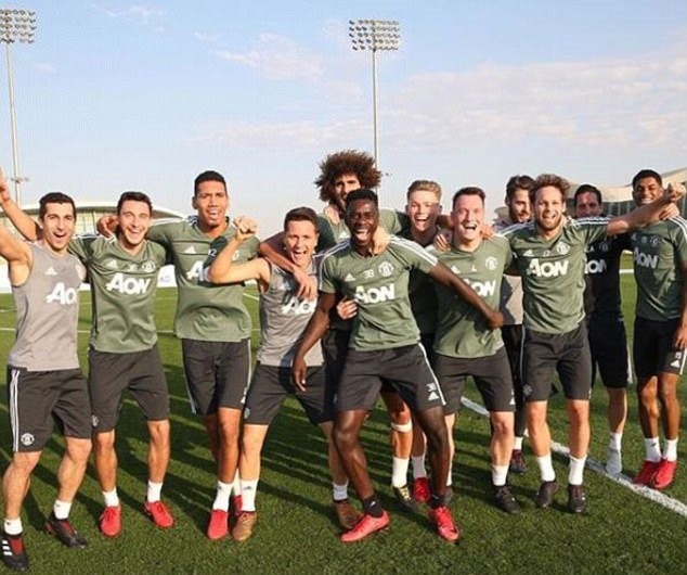 Messi và Aguero như hình với bóng khi lên tuyển - Bóng Đá