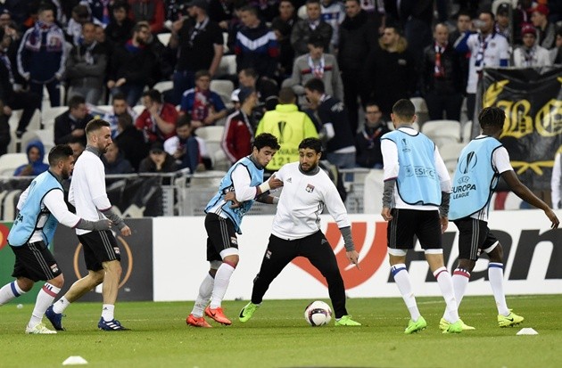 Chùm ảnh: Không Depay, Lyon vẫn thắng vượt qua AZ Alkmaar với tỉ số kinh hoàng - Bóng Đá