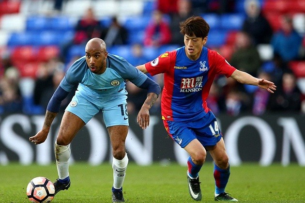 Toure hồi sinh, Crystal Palace dừng chân ở vòng 4 FA Cup - Bóng Đá