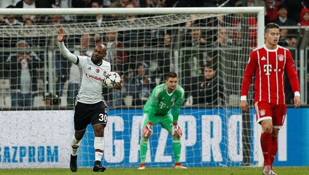 Jupp Heynckes lo sốt vó với chấn thương của Thiago  - Bóng Đá