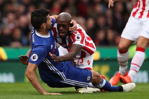 5 điểm nhấn Stoke 1-2 Chelsea: Vinh danh Gary Cahill - Bóng Đá