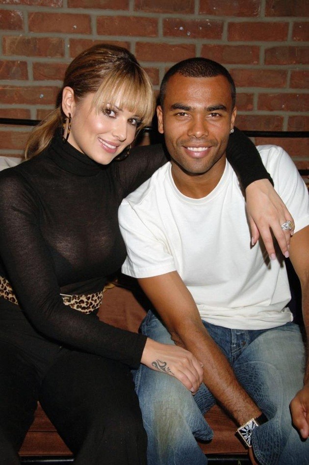 Ashley Cole bán tống biệt thự, phân chia tài sản với tình cũ - Bóng Đá