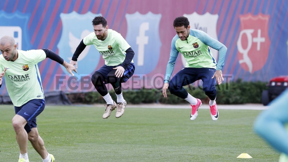 barca tập luyện - Bóng Đá