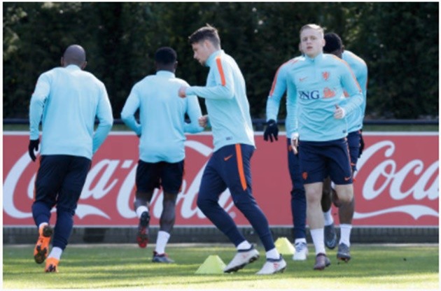  Ronald Koeman đặt trọn niềm tin vào con trai Kluivert  - Bóng Đá