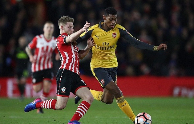 Southampton bị Pháo thủ bắn tơi tả - Bóng Đá