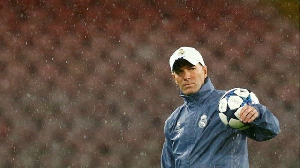 5 điểm cộng và 5 điểm trừ của Zidane tại Real Madrid mùa này - Bóng Đá
