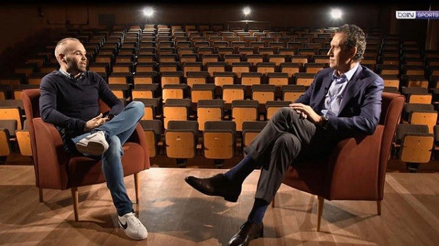 Tiết lộ: Iniesta từng từ chối ký hợp đồng với Barca - Bóng Đá