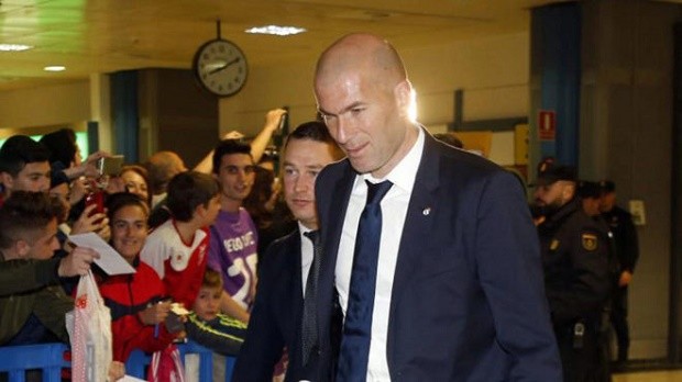 Tháng 4 tới, giông bão chờ thầy trò Zidane - Bóng Đá