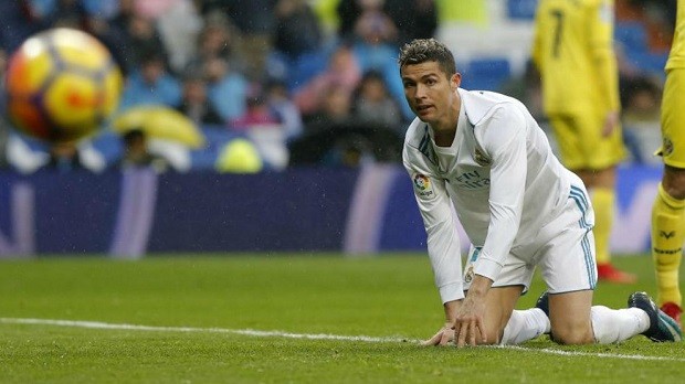 12 năm qua, chưa khi nào Ronaldo tệ đến thế - Bóng Đá