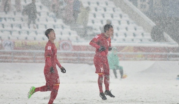 TRỰC TIẾP U23 Việt Nam 1-1 U23 Uzbekistan: Quang Hải tiếp tục ghi siêu phẩm (H1)  - Bóng Đá