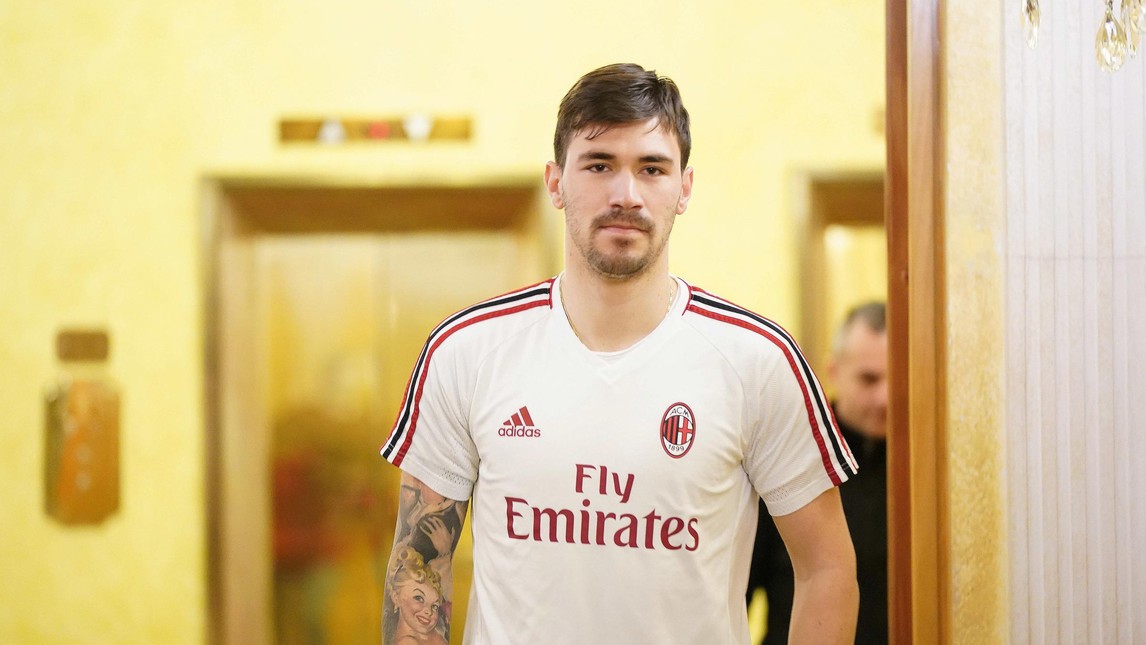 Thắng Roma, Gattuso tổ chức sinh nhật độc lạ cho trò cưng - Bóng Đá