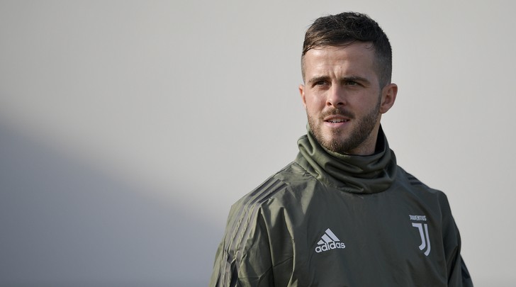 Sao Juventus tiết lộ từng quay lưng với Tottenham - Bóng Đá
