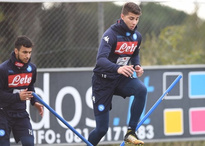 Trò cũ thừa nhận Sarri là vấn đề của Napoli - Bóng Đá