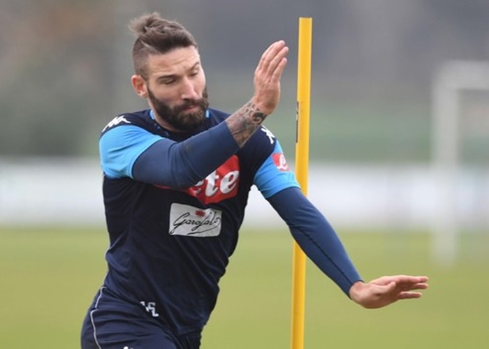 Trò cũ thừa nhận Sarri là vấn đề của Napoli - Bóng Đá