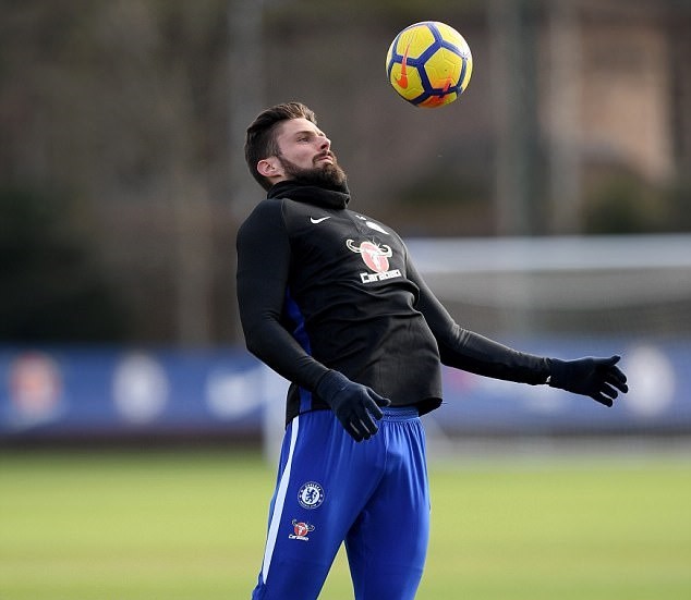 Giroud luyện chỉnh thước ngắm, quyết tâm bắn hạ Watford - Bóng Đá