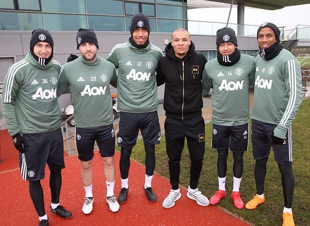 Chris Eubank Jr đến thăm man utd - Bóng Đá