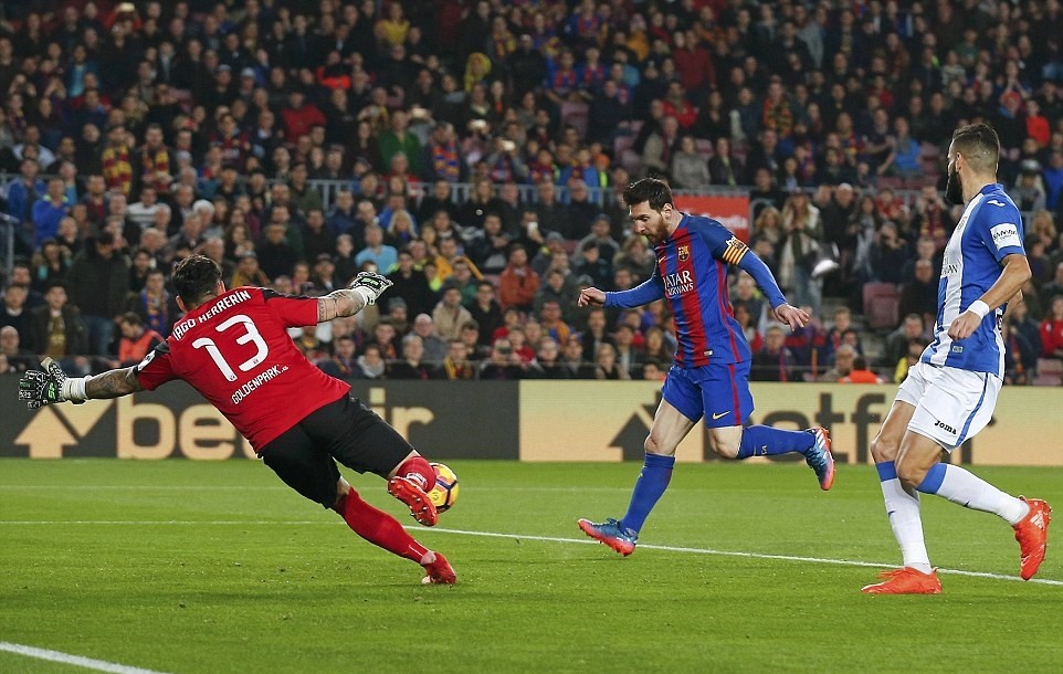 Chùm ảnh: Sevilla thắng nhọc 