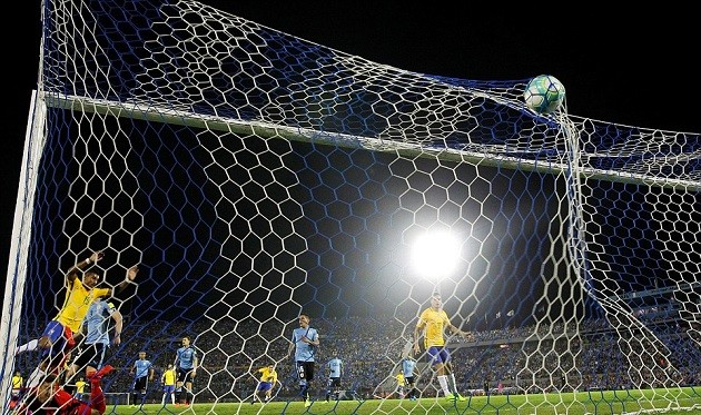 Hết động lực, Bayern thúc thủ trước Hoffenheim - Bóng Đá