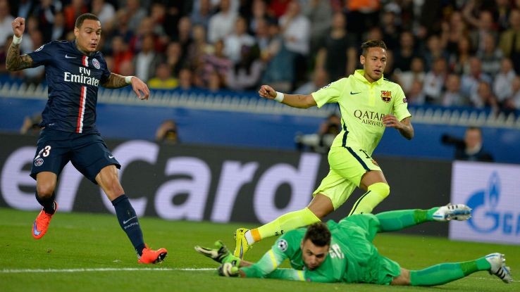 Ảnh Neymar trả lời phỏng vấn và tập luyện - Bóng Đá