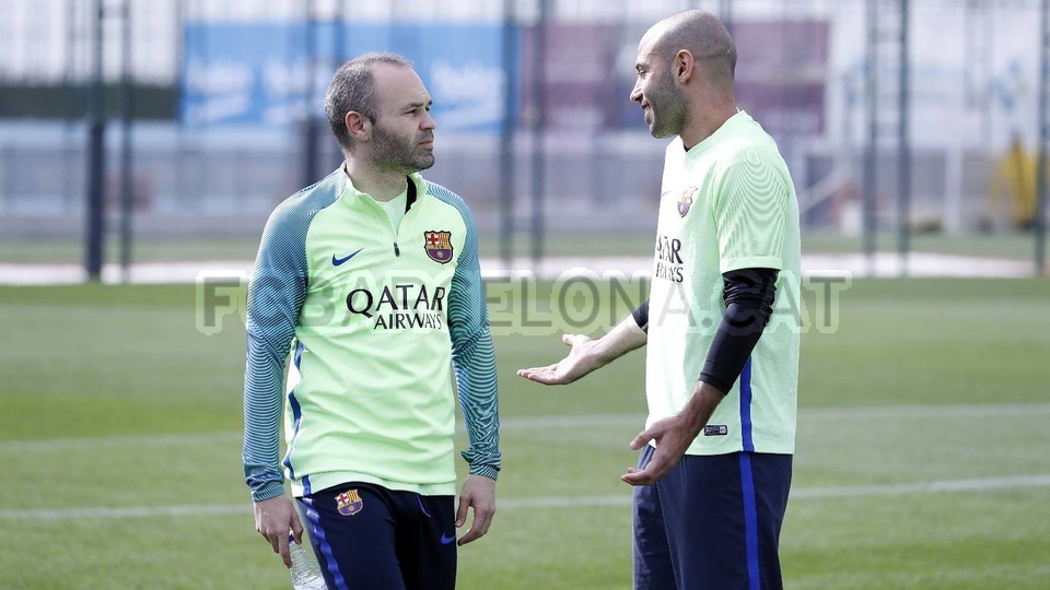 barca tập luyện - Bóng Đá