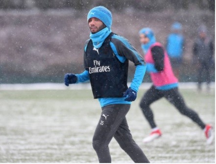 Sợ Wenger nhận 