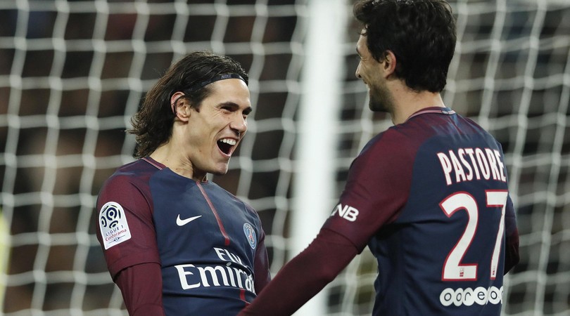 HLV Emery nổi xung thiên vì Cavani vắng tập - Bóng Đá