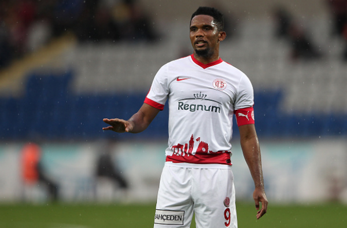 36 tuổi, Samuel Eto'o vẫn được chào đón như 'Vua' - Bóng Đá