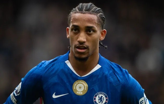 Chelsea từ chối bán Pedro.