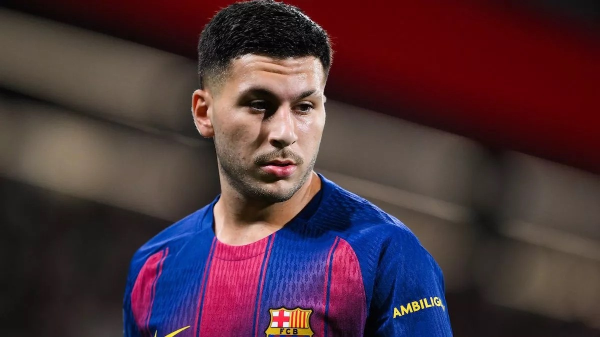 Roony Bardghji có thể chia tay Barcelona chỉ với 10 triệu euro.