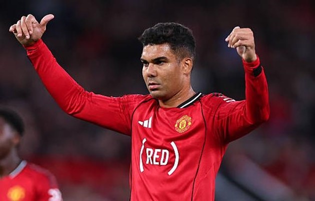 Casemiro rời Manchester United trong niềm kiêu hãnh.