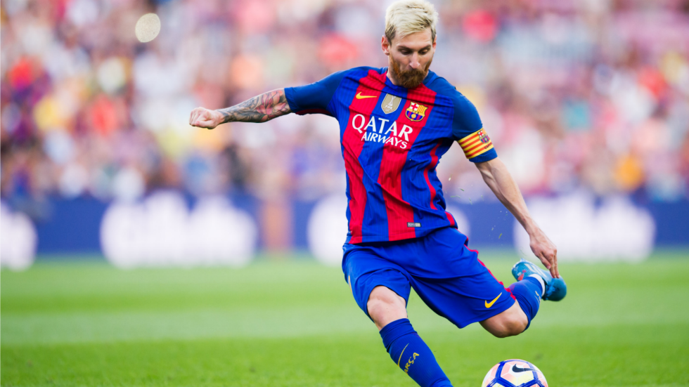 Cuộc đua đến chiếc giày vàng: Messi cho Ronaldo hít khói - Bóng Đá