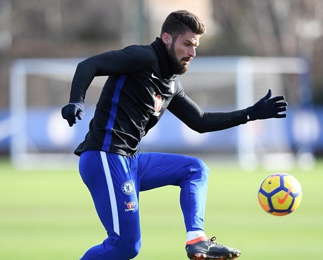Giroud luyện chỉnh thước ngắm, quyết tâm bắn hạ Watford - Bóng Đá