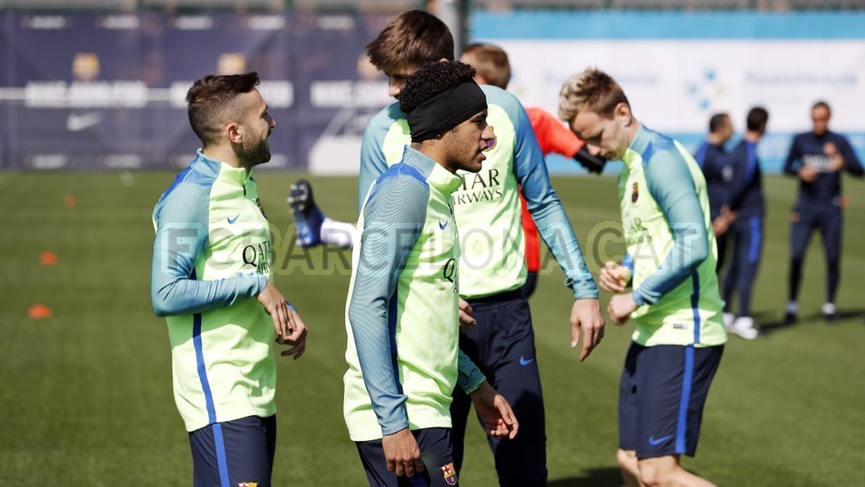 Buổi tập của Barca - Bóng Đá