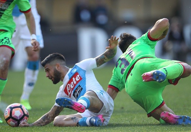 Chùm ảnh: Napoli đại thắng, Dries Mertens quyết giật 