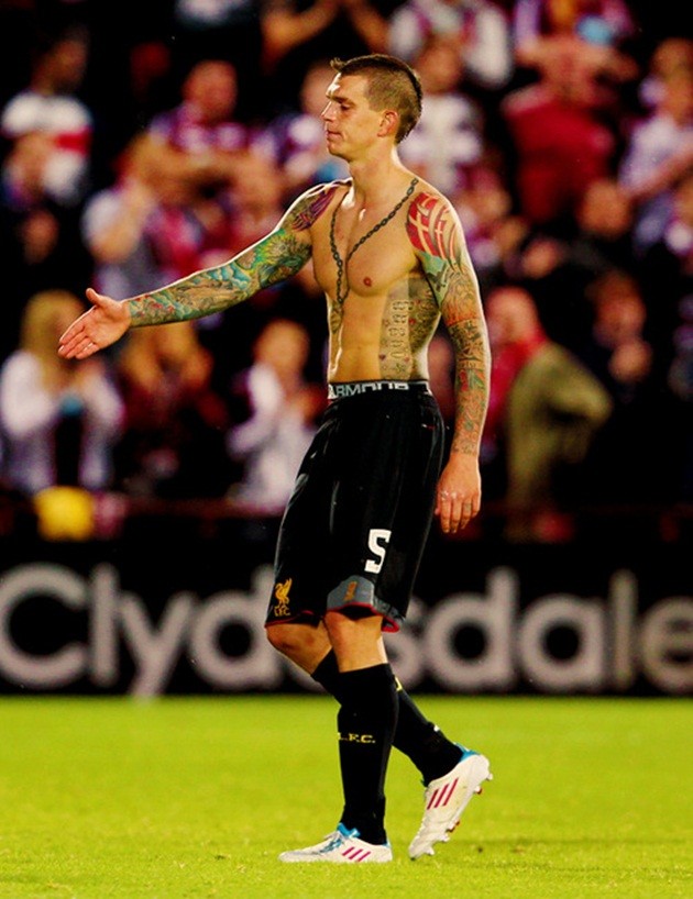 Giải mã hình xăm của sao bóng đá (Phần 1): Ông vua Daniel Agger - Bóng Đá