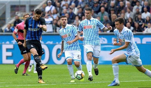 02h45 ngày 5/2, Inter vs Crotone: 'Mồi ngon' giải nguy - Bóng Đá