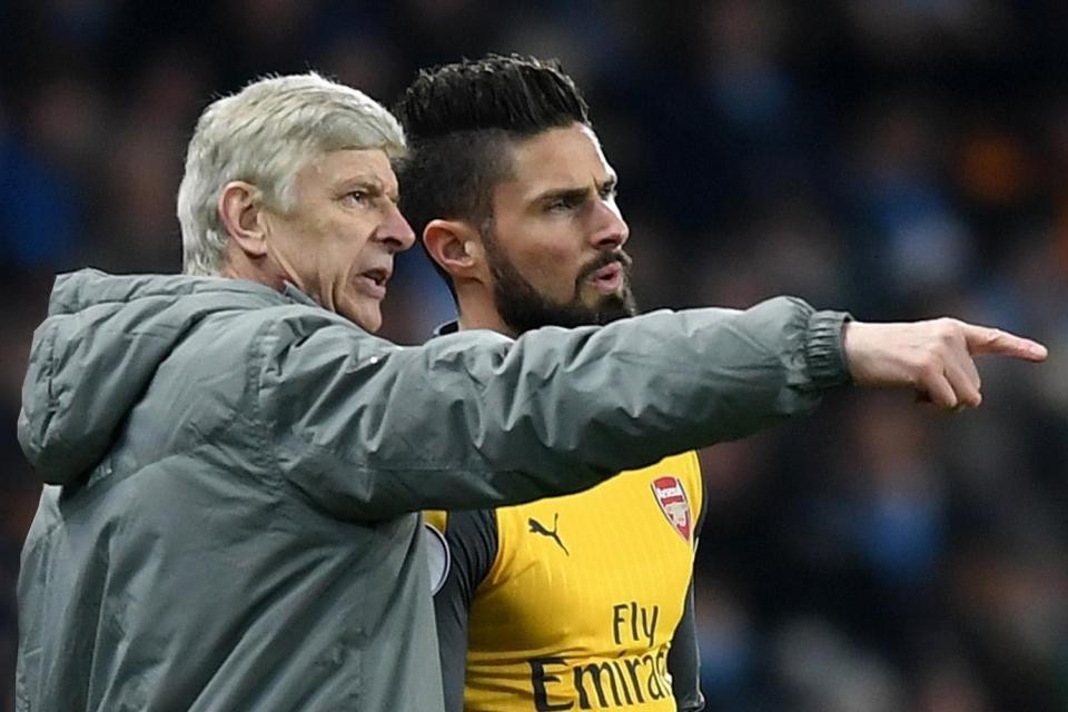 Wenger chỉ muốn khóc khi không thể giữ chân Giroud - Bóng Đá