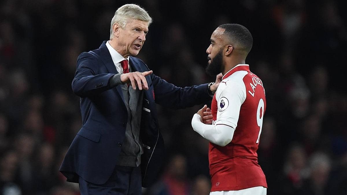 Người cũ của Man Utd khuyên Lacazette nên nói chuyện với Wenger - Bóng Đá