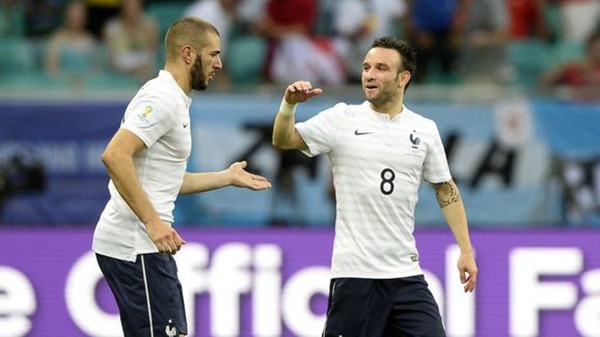 Valbuena tha thứ, nhưng Benzema vẫn cứng đầu - Bóng Đá