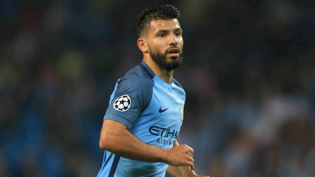 Gabriel Jesus thăng hoa, Aguero có sợ? - Bóng Đá