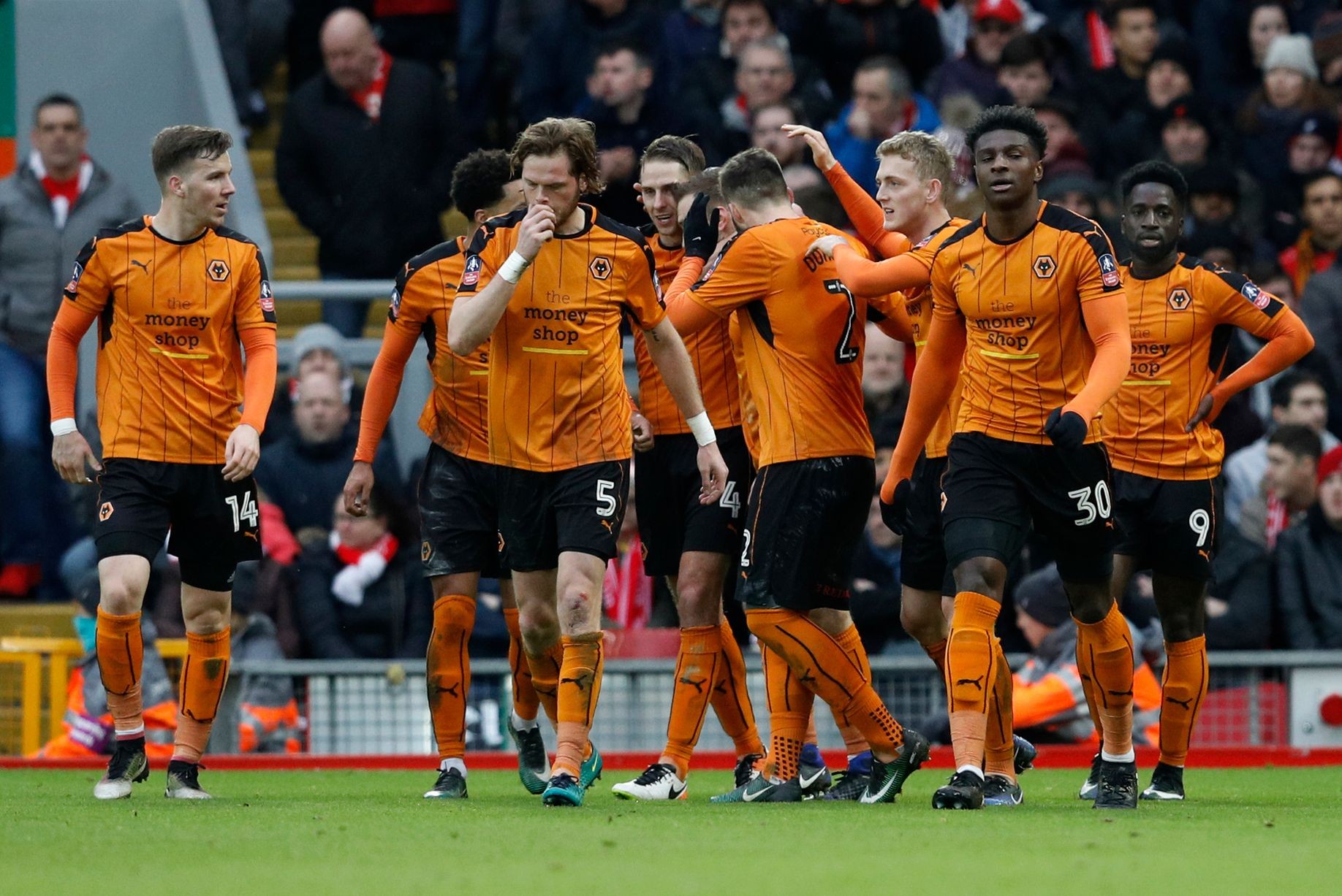 Cựu thuyền trưởng của Liverpool được đề cử thay Wenger - Bóng Đá