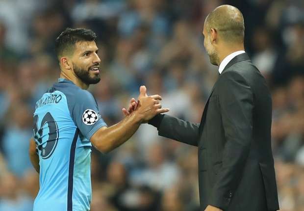 Guardiola - Aguero bất ngờ 'yêu thương' nhau trước truyền thông - Bóng Đá