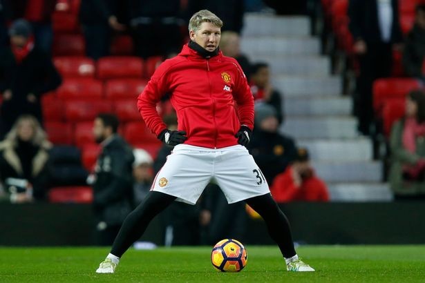 Schweinsteiger có tên trong danh sách dự Europa League của Man Utd - Bóng Đá