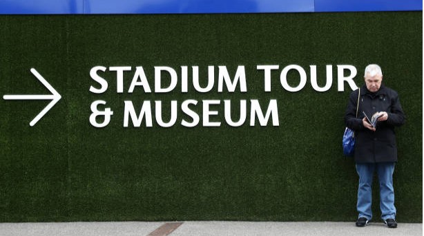 Chùm ảnh: Nhạc hiệu đã nổi lên trường sân Stamford Bridge - Bóng Đá