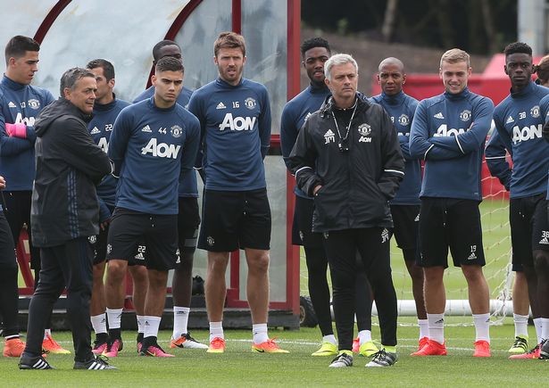 Dàn thương binh của Man Utd tập hợp sớm  - Bóng Đá