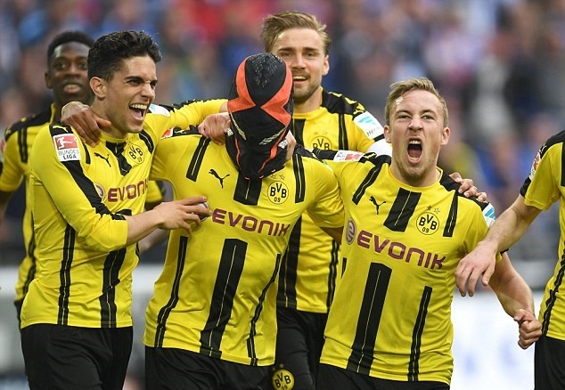 Tổng hợp Bundesliga: Hùm xám vươn oai, Derby vùng Ruhr kịch tính - Bóng Đá
